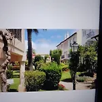 Flat In A Beautiful דירה קווארטיירה